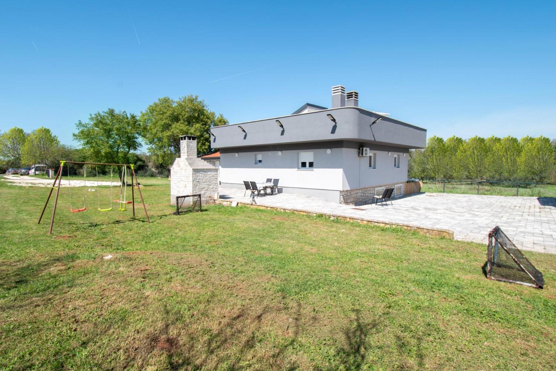 Vila Ivana Mit Jacuzzi In Pula,istrien Pula